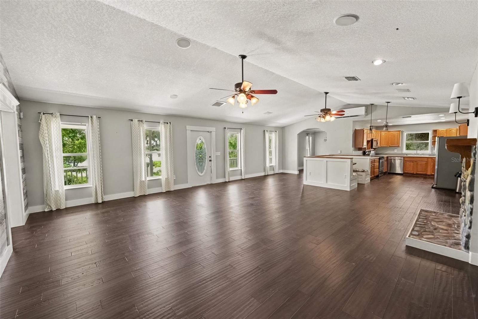 1740 BAYSHORE DR — photo 6
