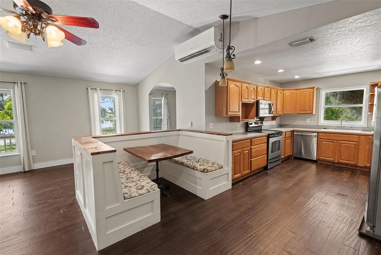 1740 BAYSHORE DR — photo 9