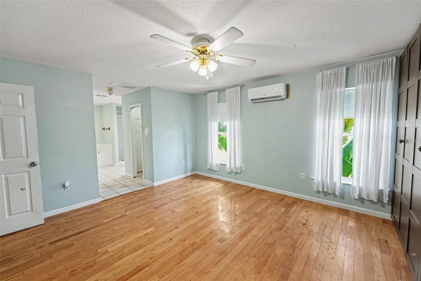 1740 BAYSHORE DR — photo 15