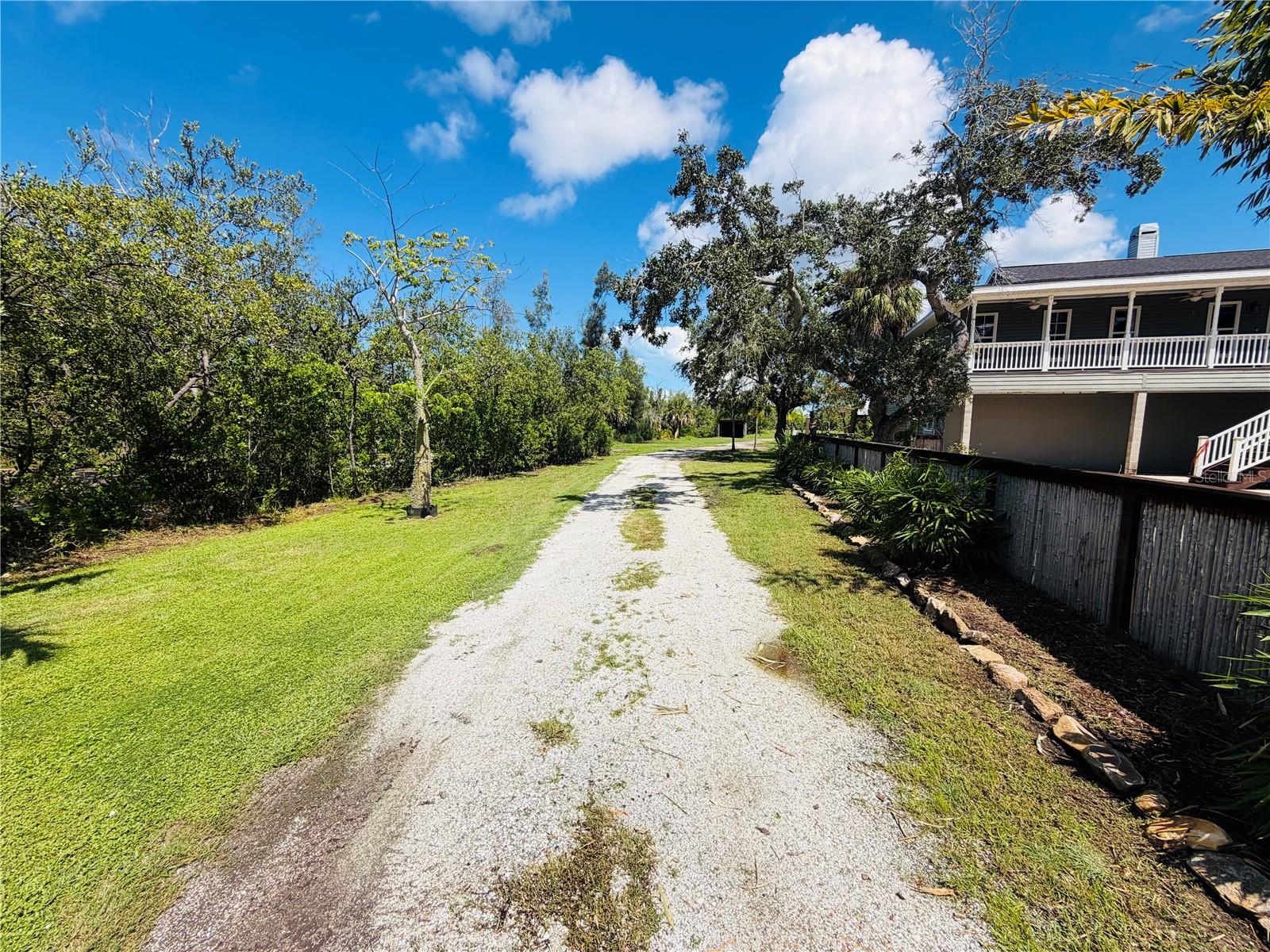 1740 BAYSHORE DR — photo 30