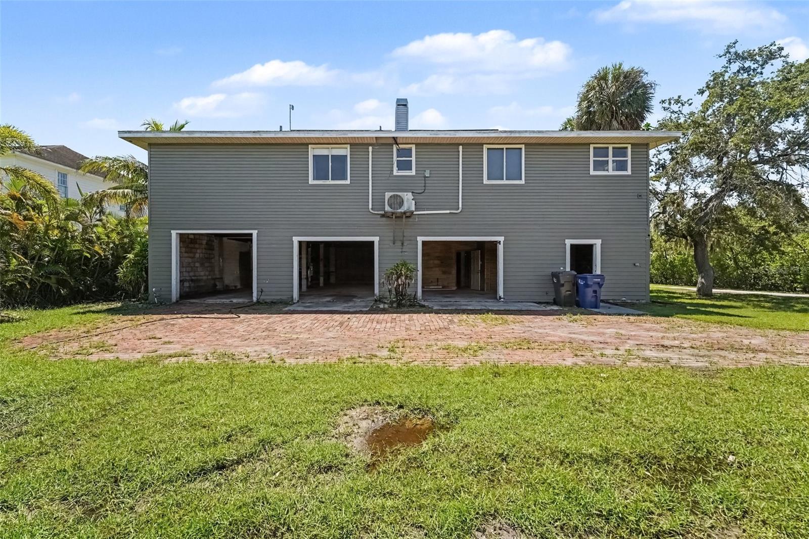 1740 BAYSHORE DR — photo 4