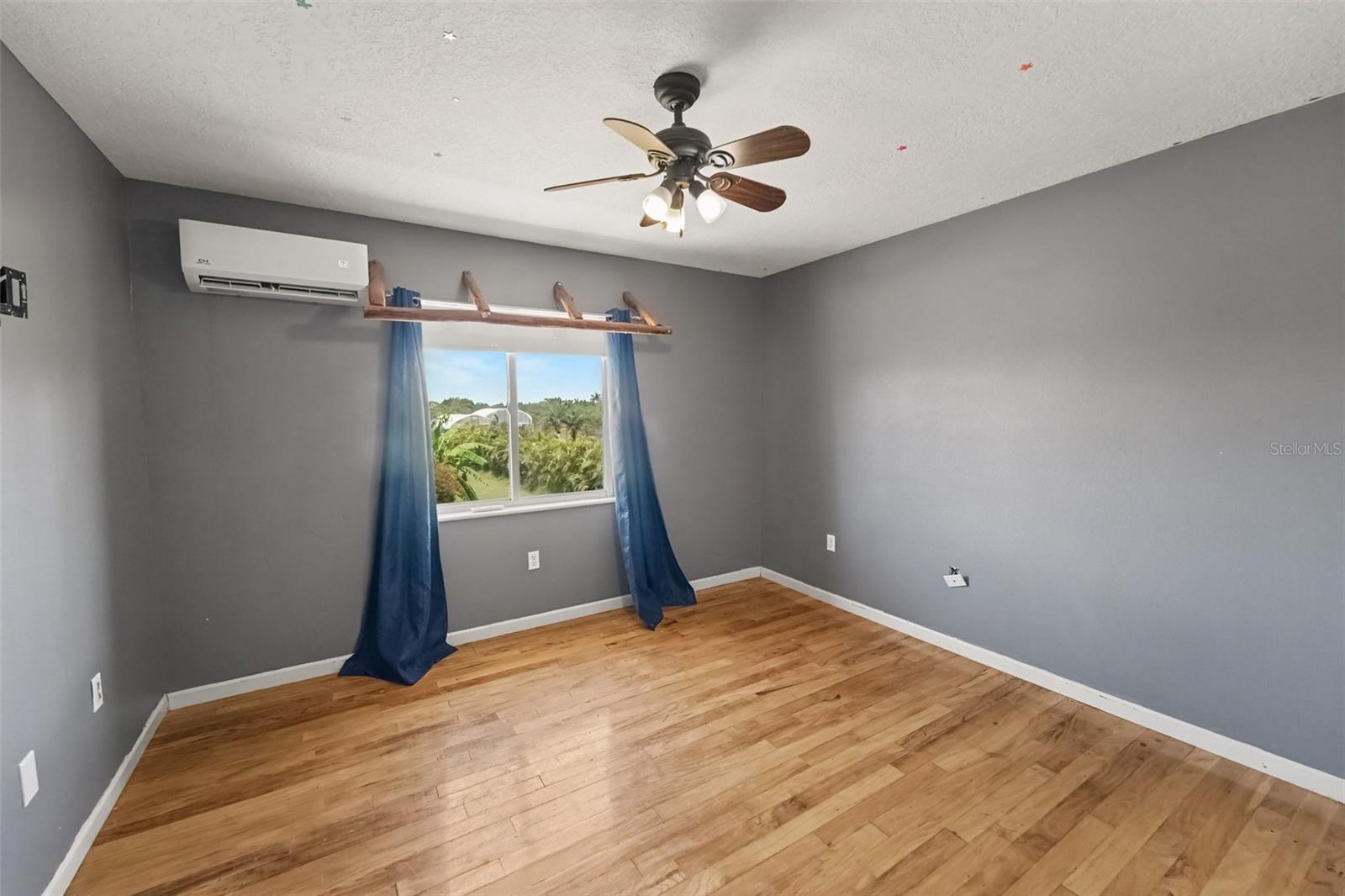 1740 BAYSHORE DR — photo 22