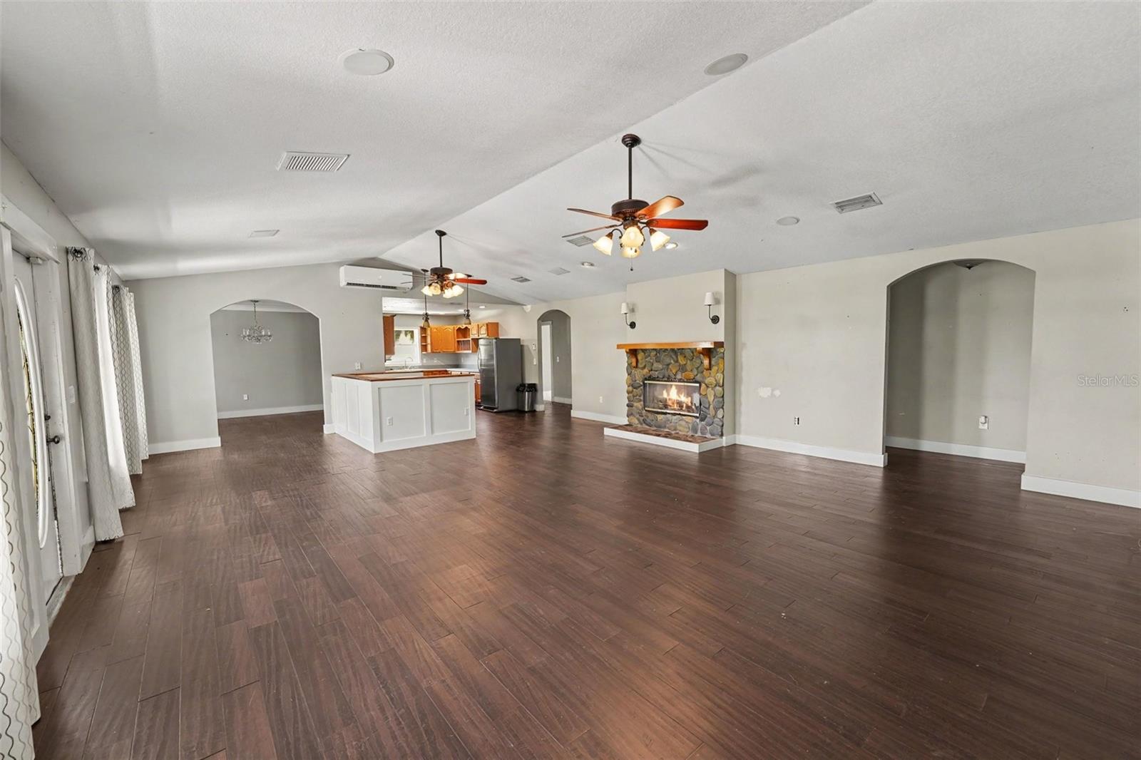 1740 BAYSHORE DR — photo 12