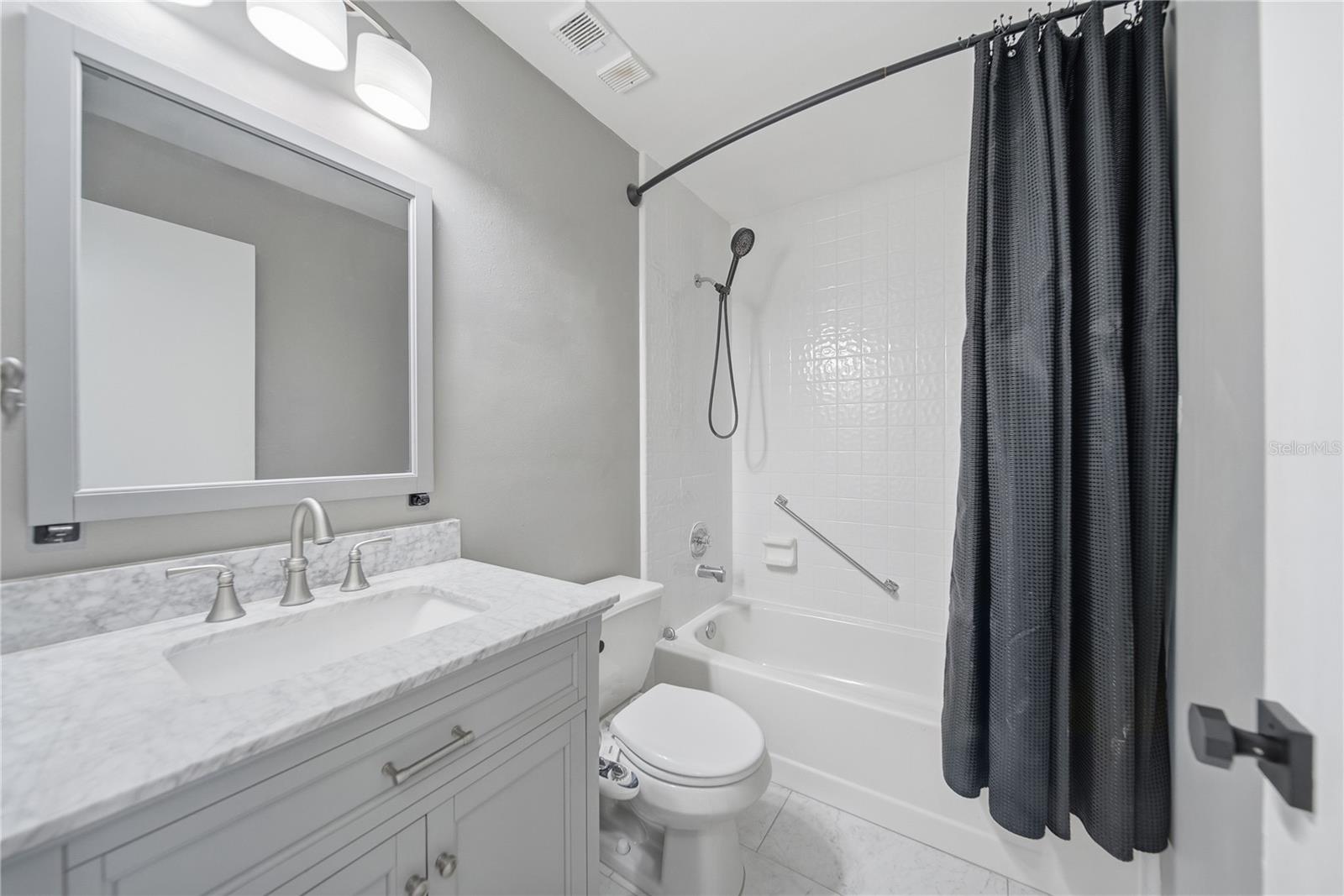 3135 CHARTER CLUB DR #B — photo 22