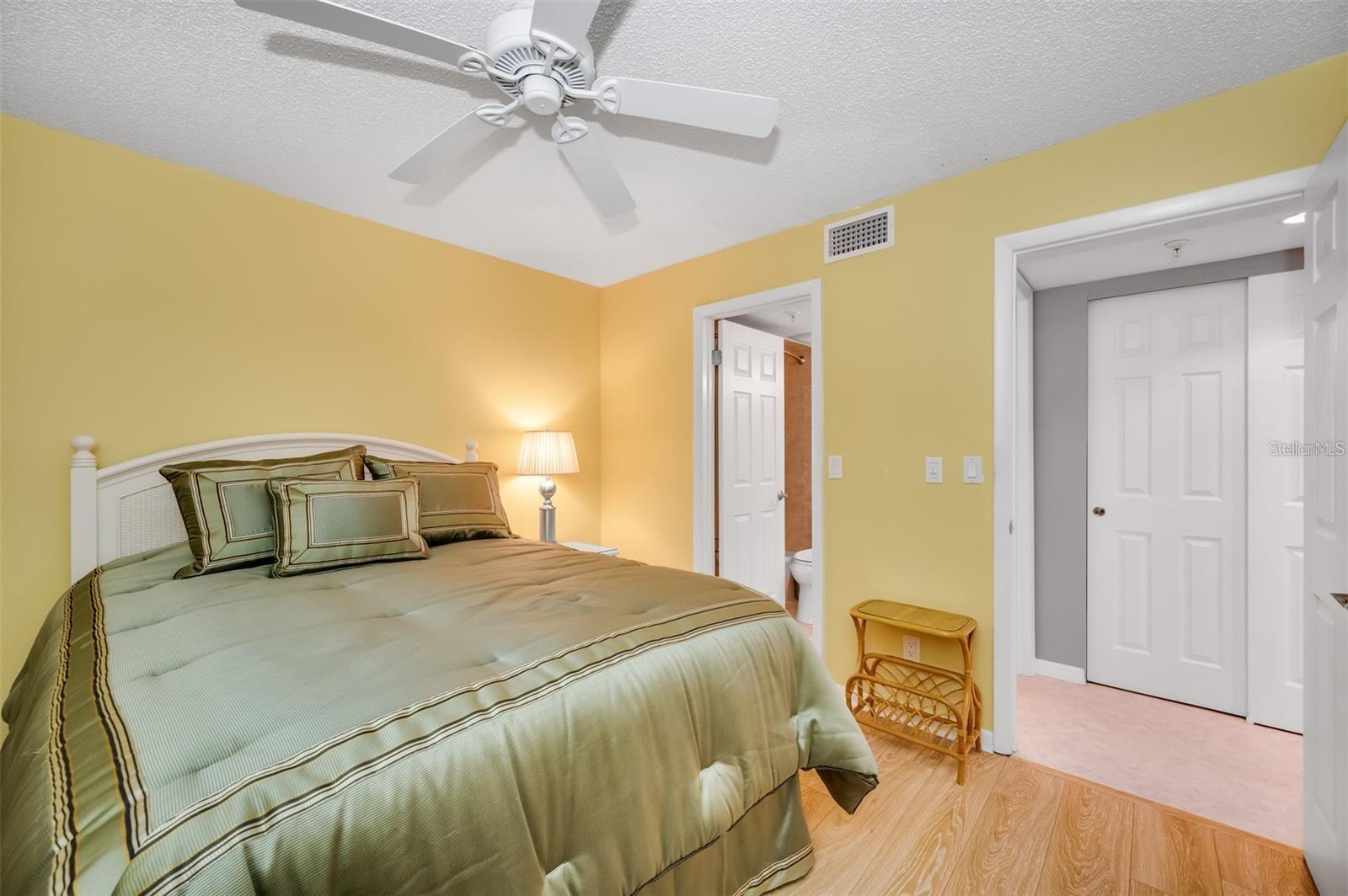 12924 GULF BLVD #510 — photo 43