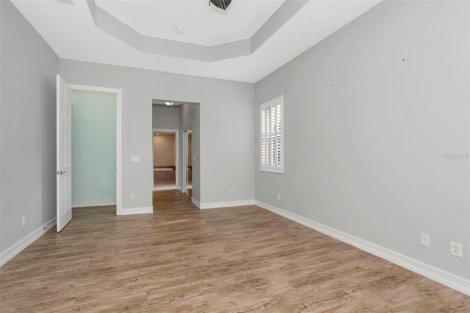 16022 GOLDEN LAKES DR — photo 18