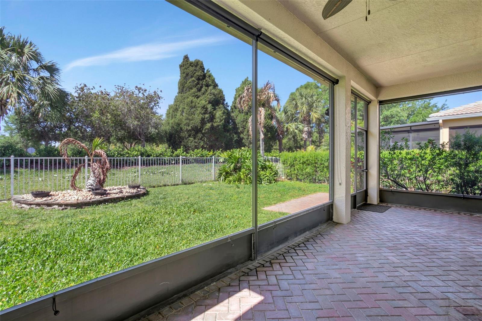 16022 GOLDEN LAKES DR — photo 35