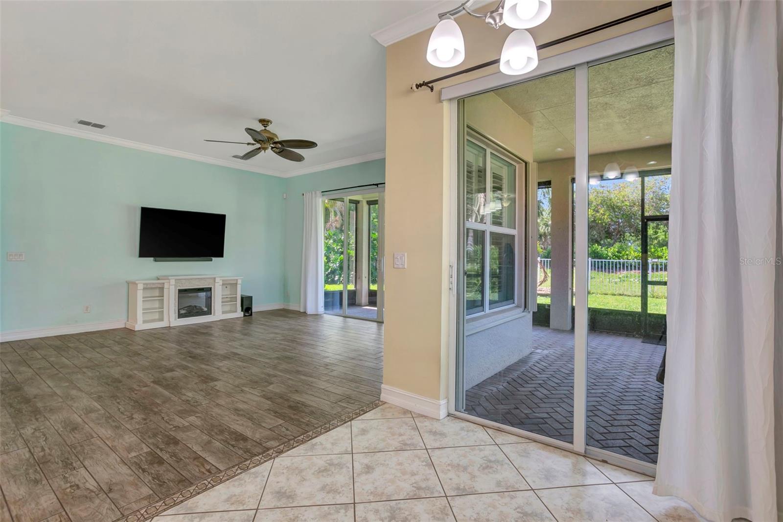 16022 GOLDEN LAKES DR — photo 12