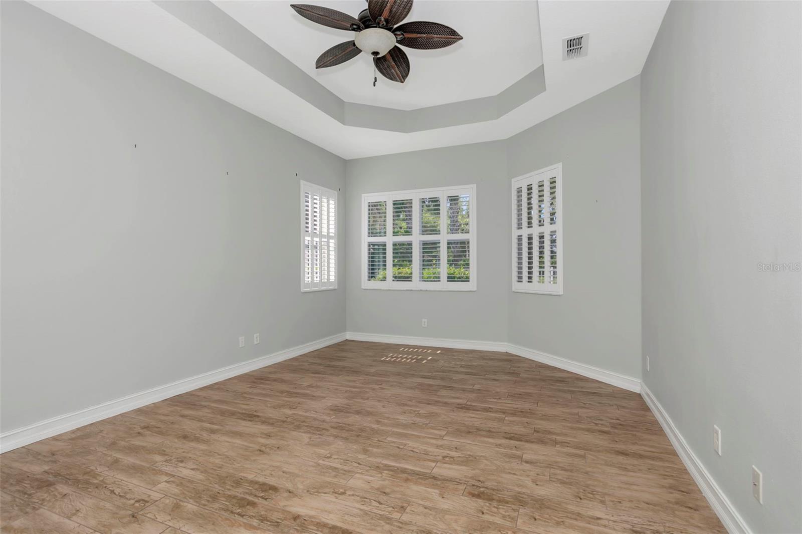16022 GOLDEN LAKES DR — photo 15