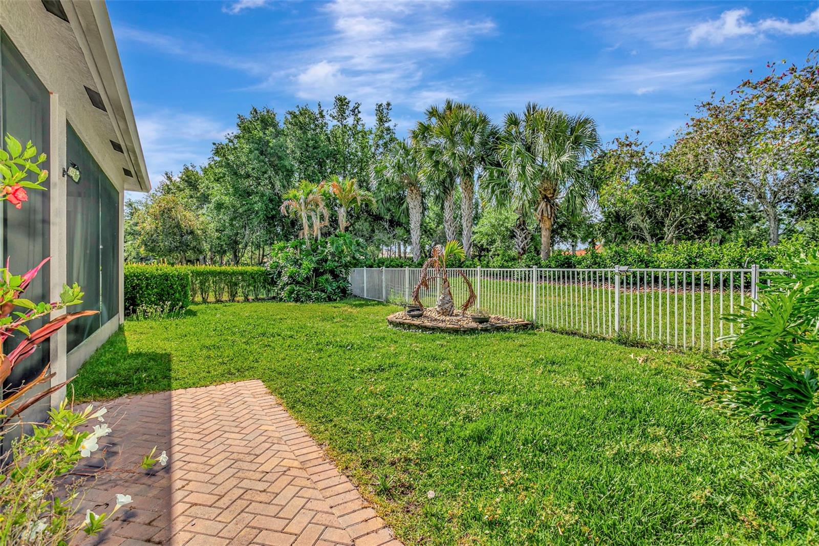 16022 GOLDEN LAKES DR — photo 36