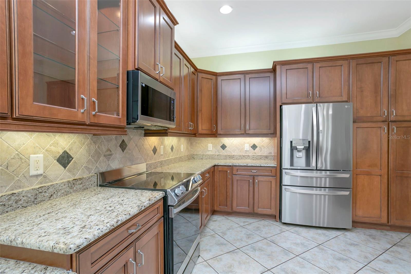 16022 GOLDEN LAKES DR — photo 6