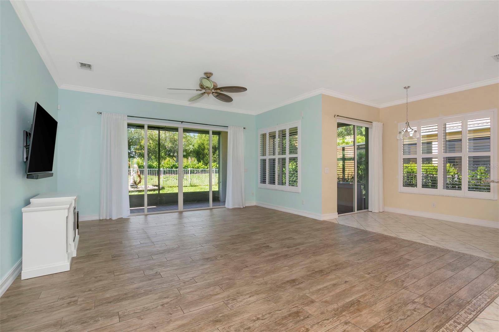 16022 GOLDEN LAKES DR — photo 13