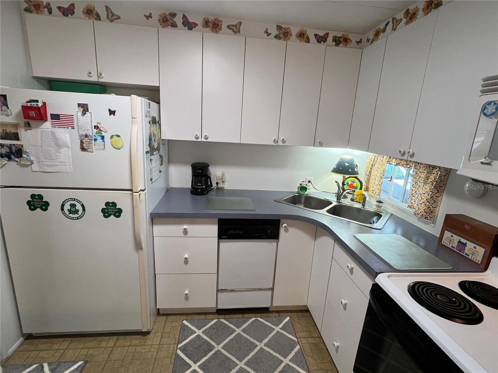 206 ROMA RD — photo 19