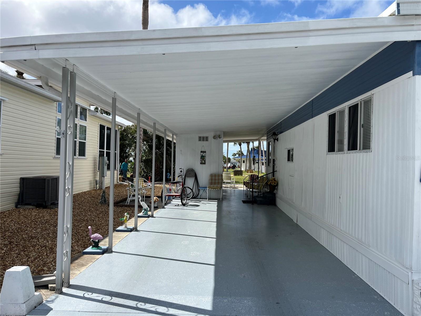 206 ROMA RD — photo 3