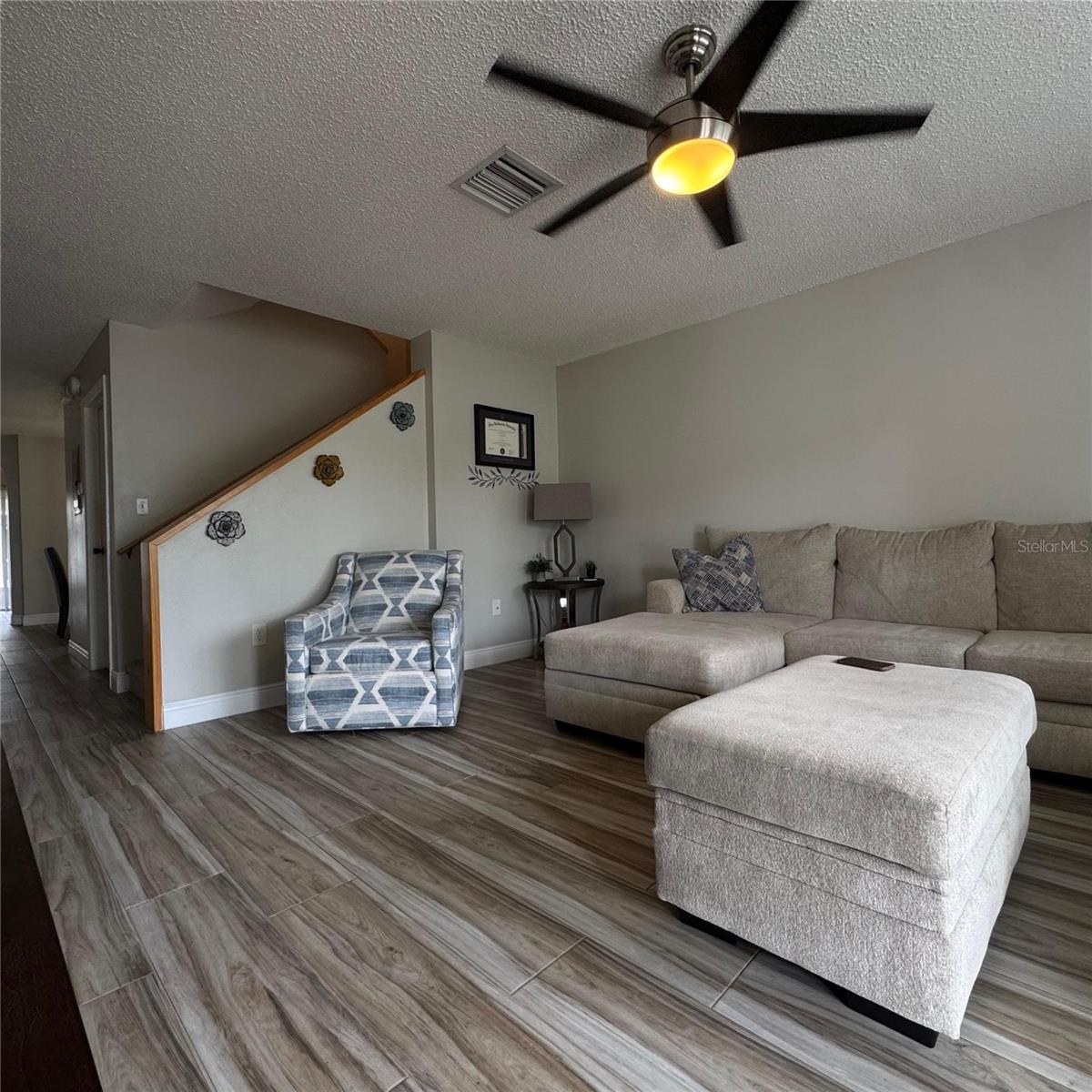 306 KENSINGTON LAKE CIR — photo 4