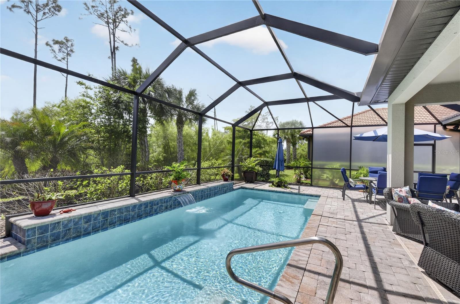 2633 DAISY DR — photo 2