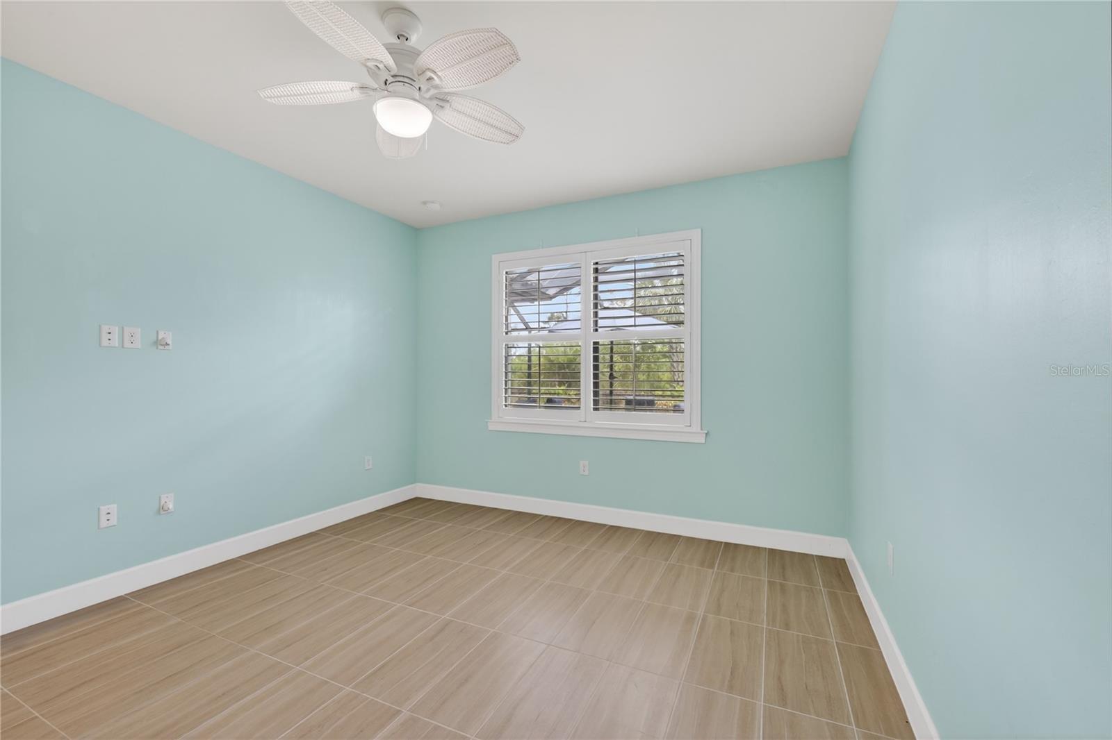 2633 DAISY DR — photo 25