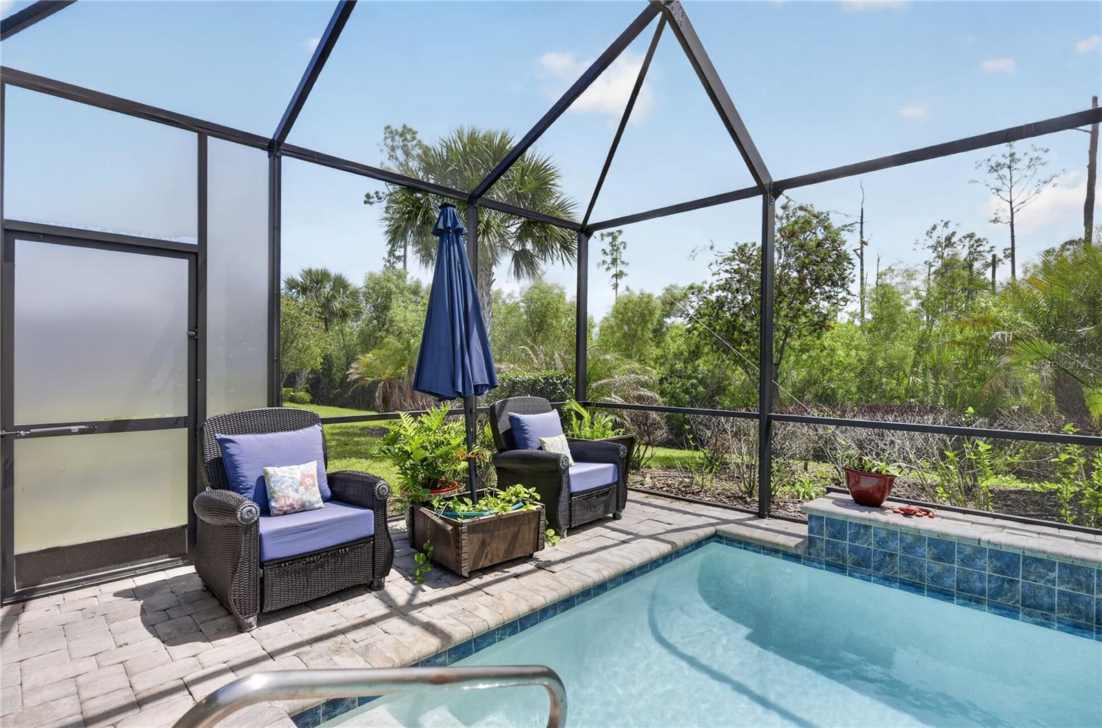 2633 DAISY DR — photo 44