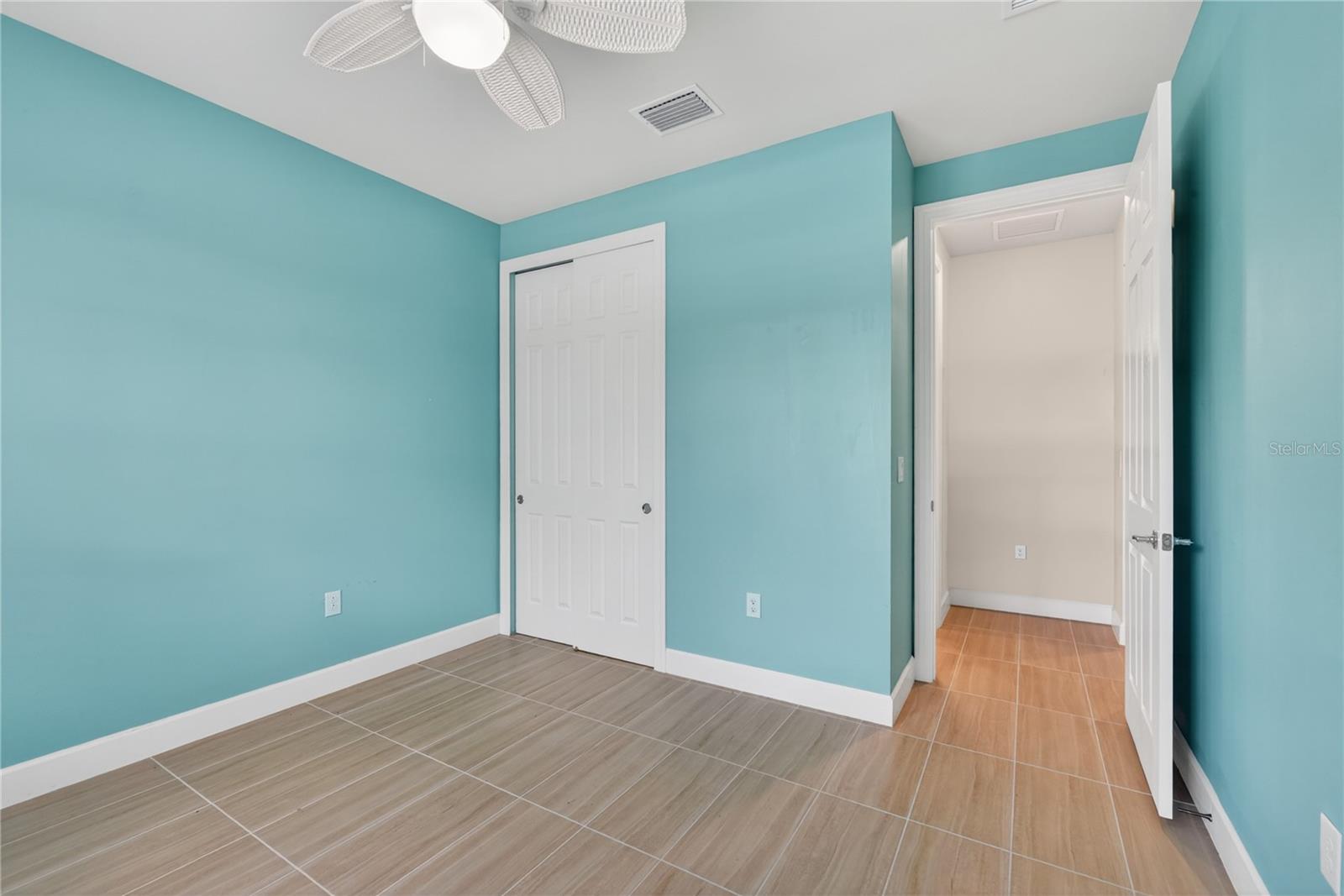 2633 DAISY DR — photo 33