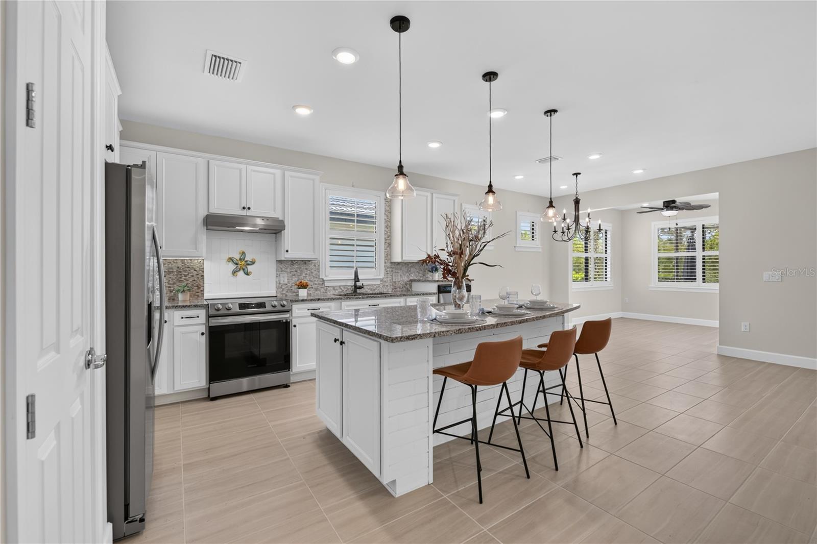 2633 DAISY DR — photo 13