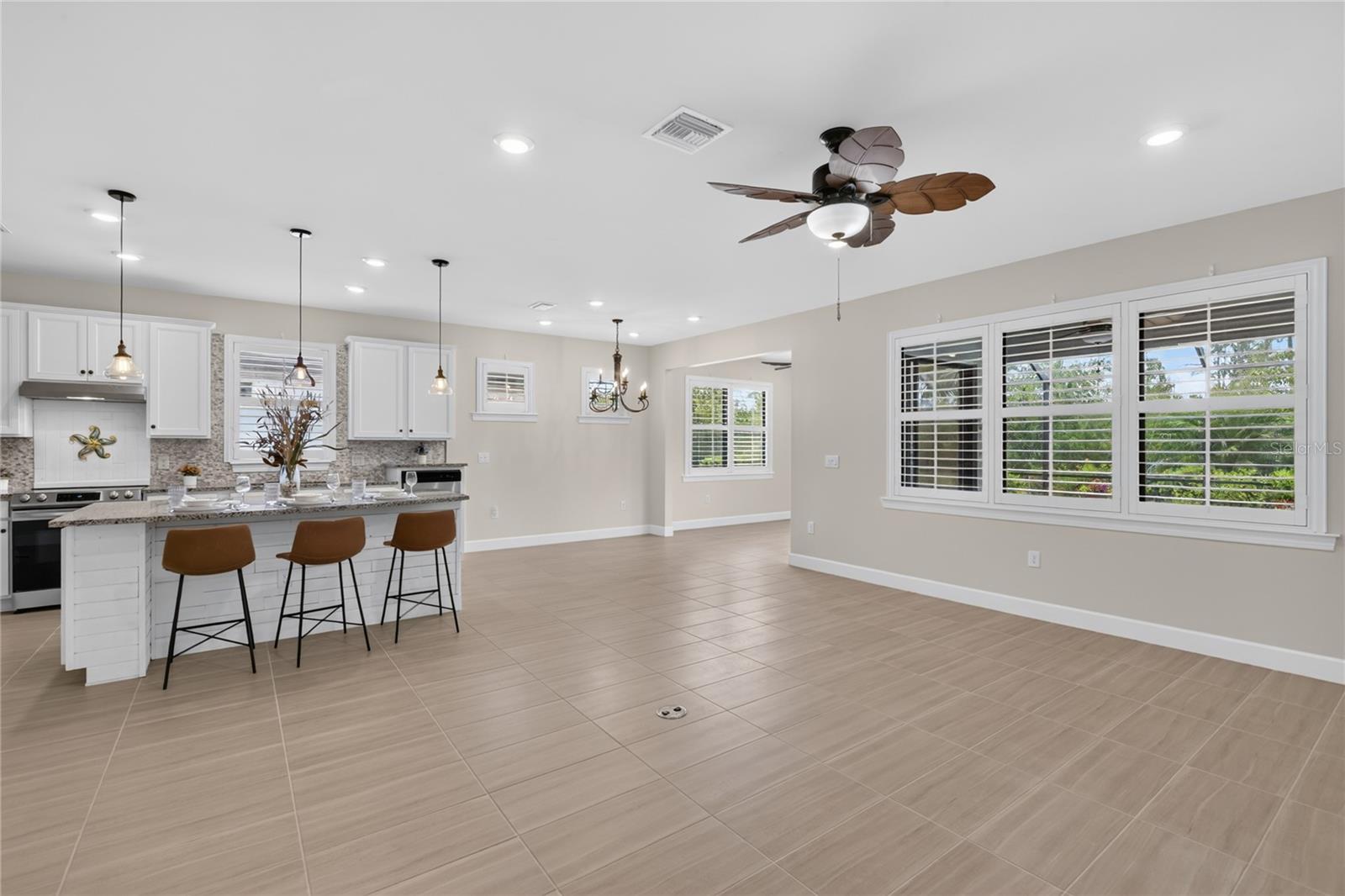 2633 DAISY DR — photo 12
