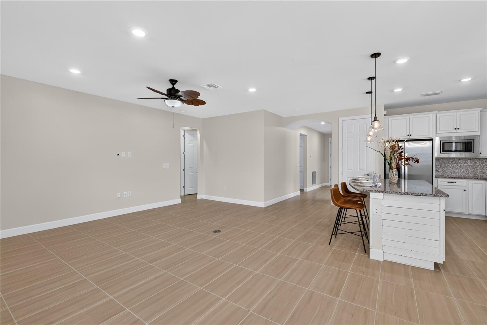 2633 DAISY DR — photo 22