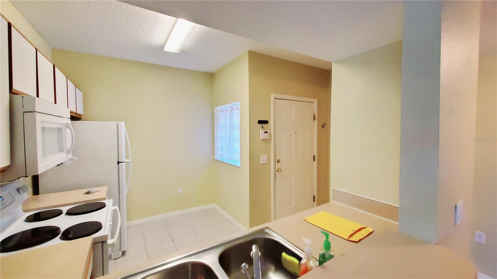 9612 SEADALE CT #101 — photo 4