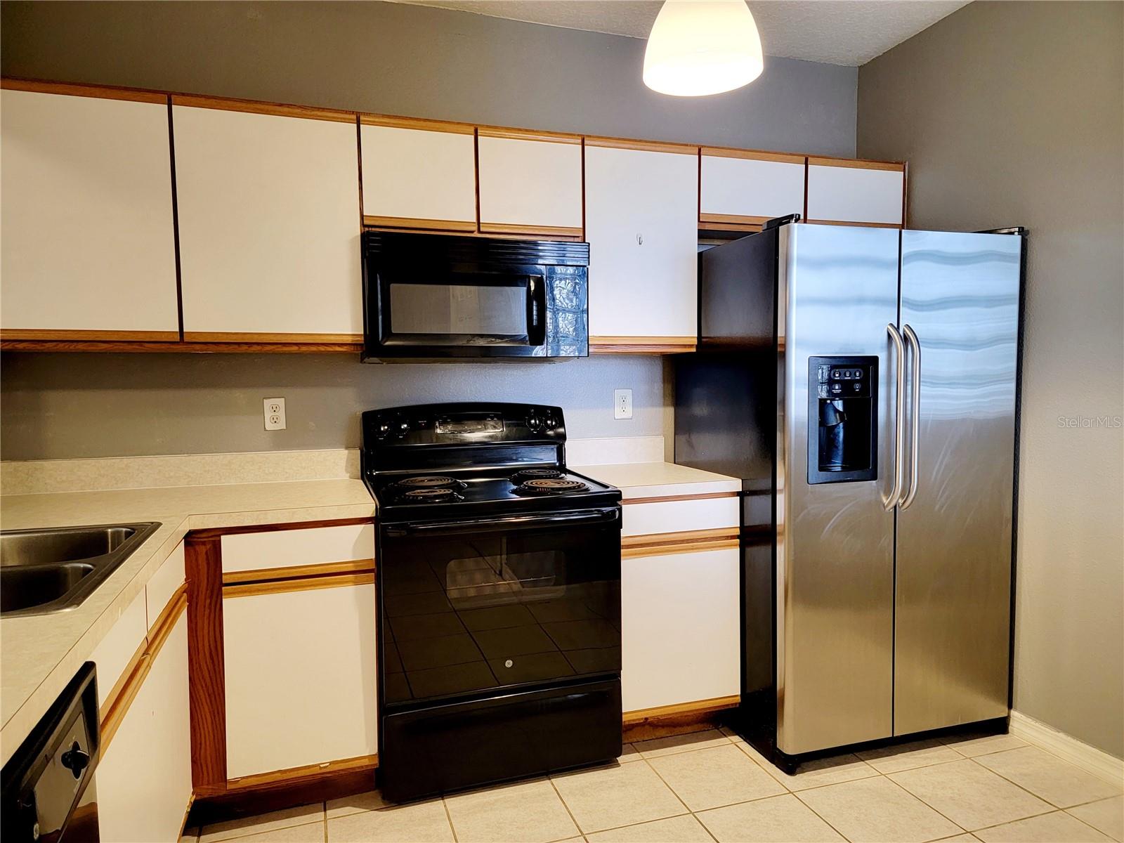 6410 CYPRESSDALE DR #201 — photo 2
