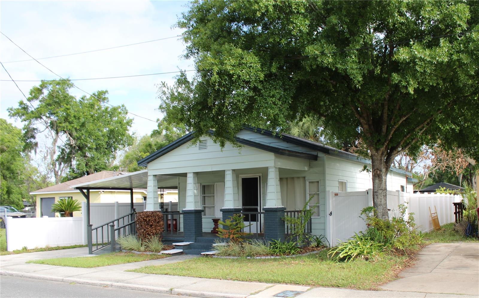 1106 E DR MARTIN LUTHER KING JR BLVD — photo 2