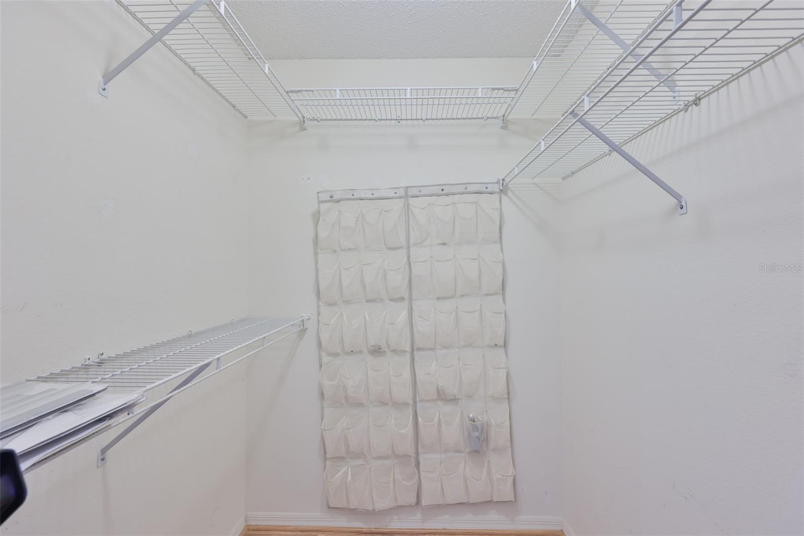 2020 NANTUCKET DR — photo 38