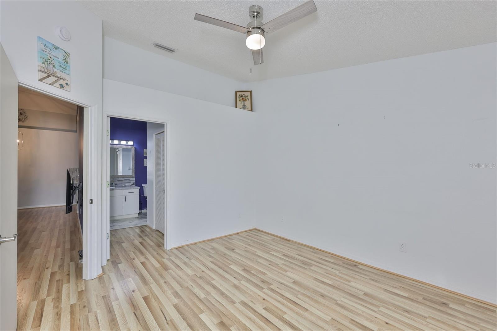 2020 NANTUCKET DR — photo 32