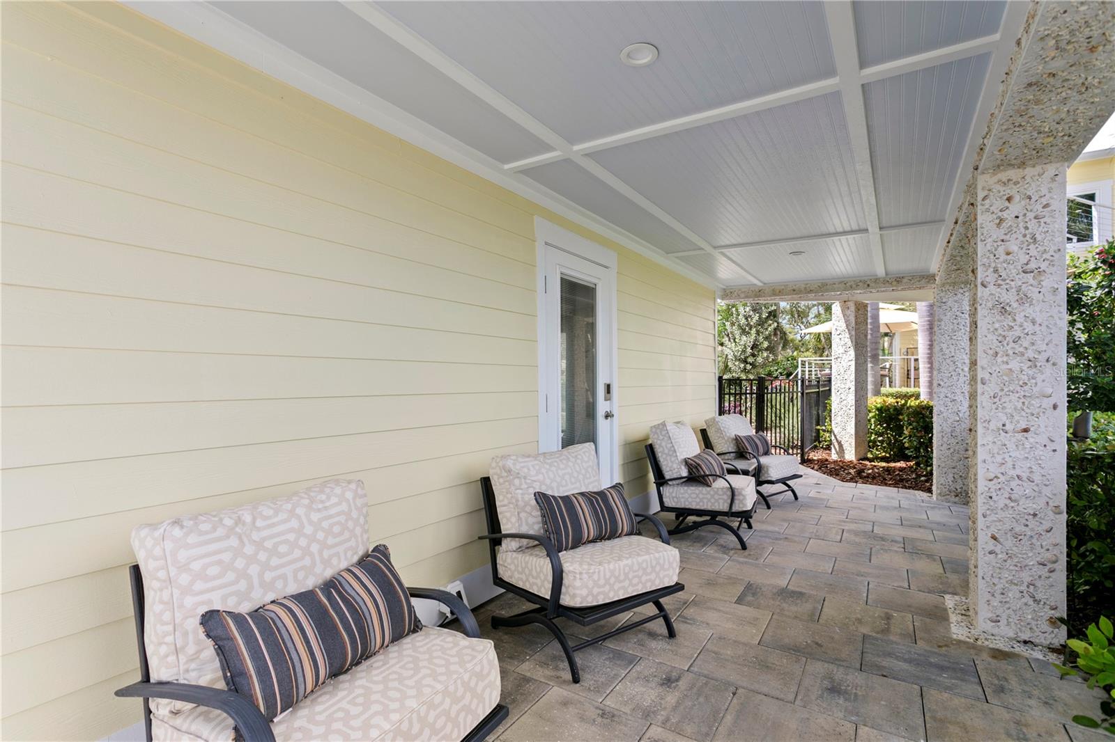 1803 BEACH DR SE — photo 73