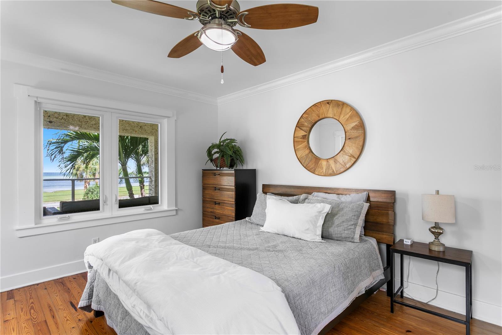 1803 BEACH DR SE — photo 64