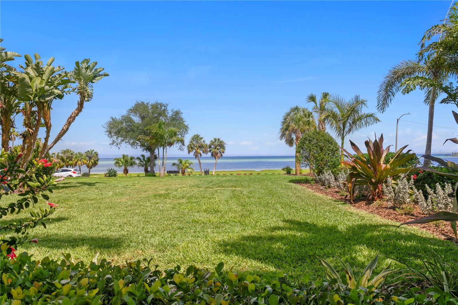1803 BEACH DR SE — photo 72