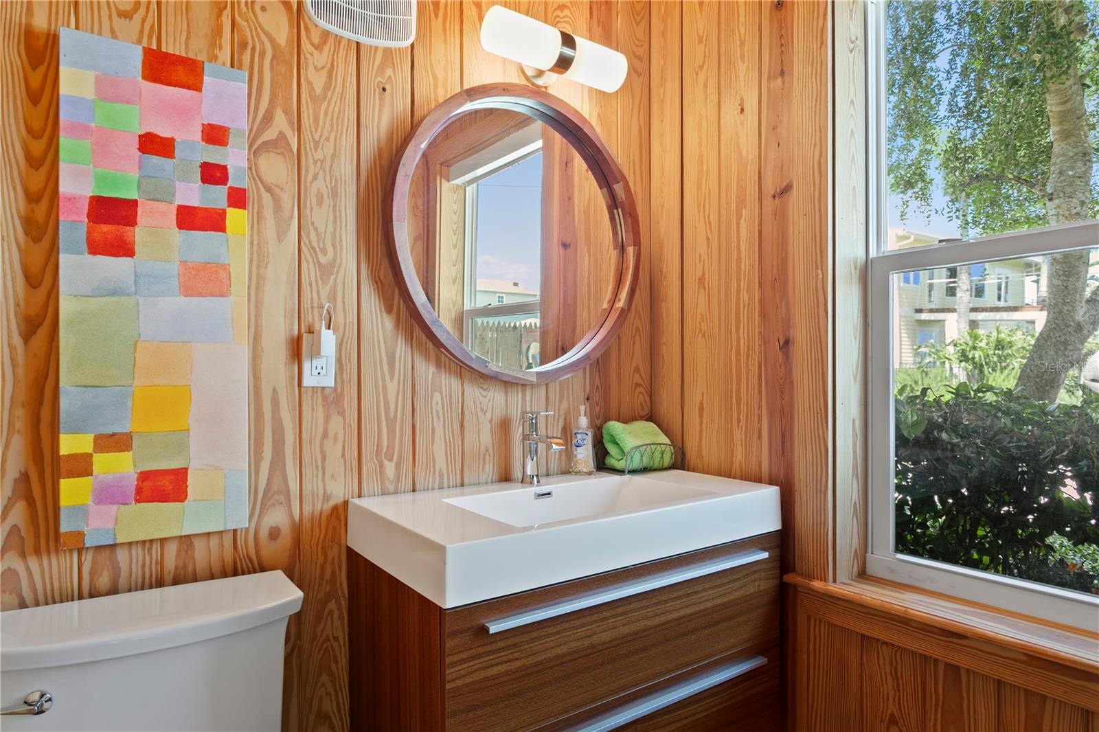 1803 BEACH DR SE — photo 91