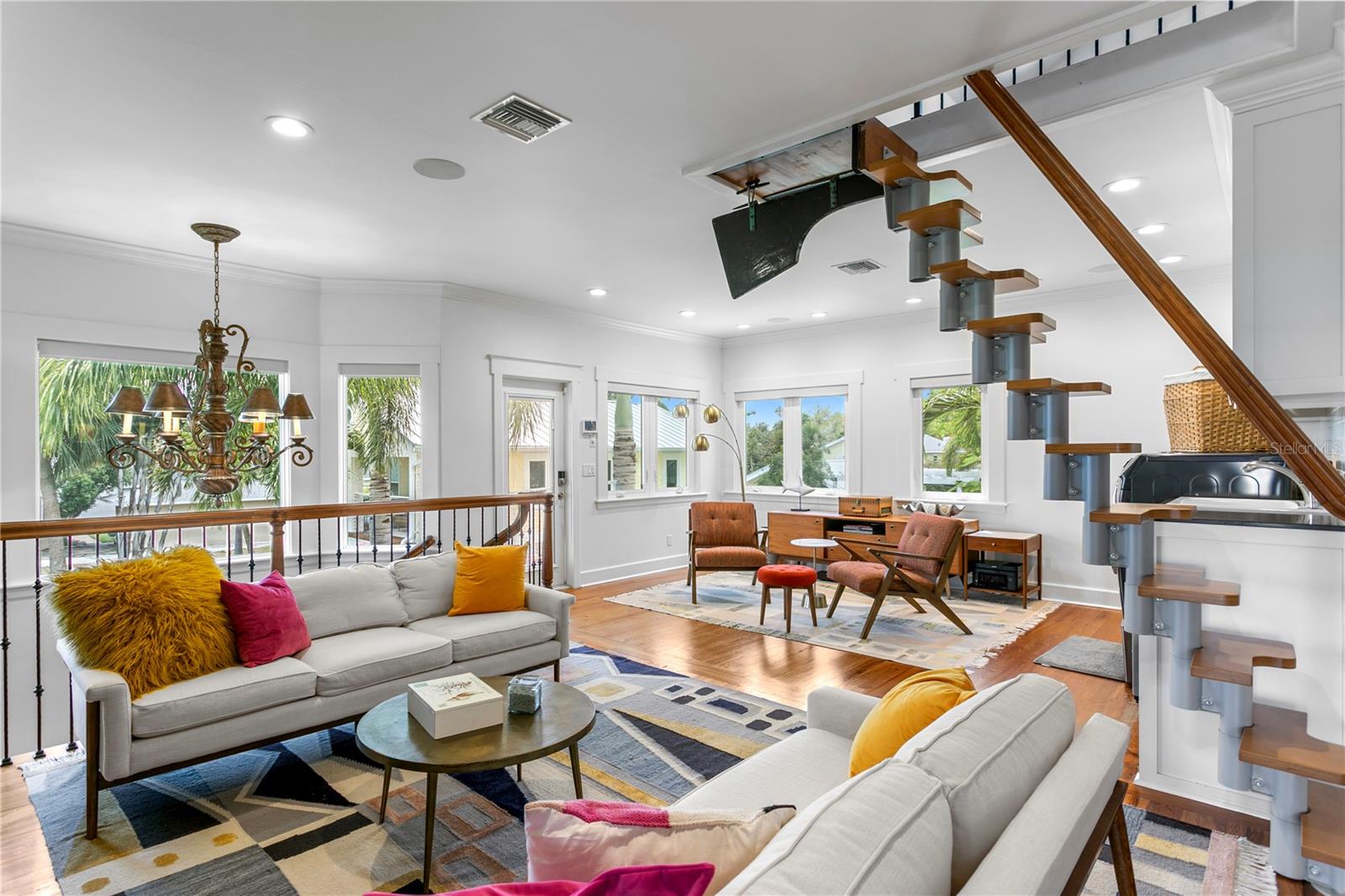 1803 BEACH DR SE — photo 31