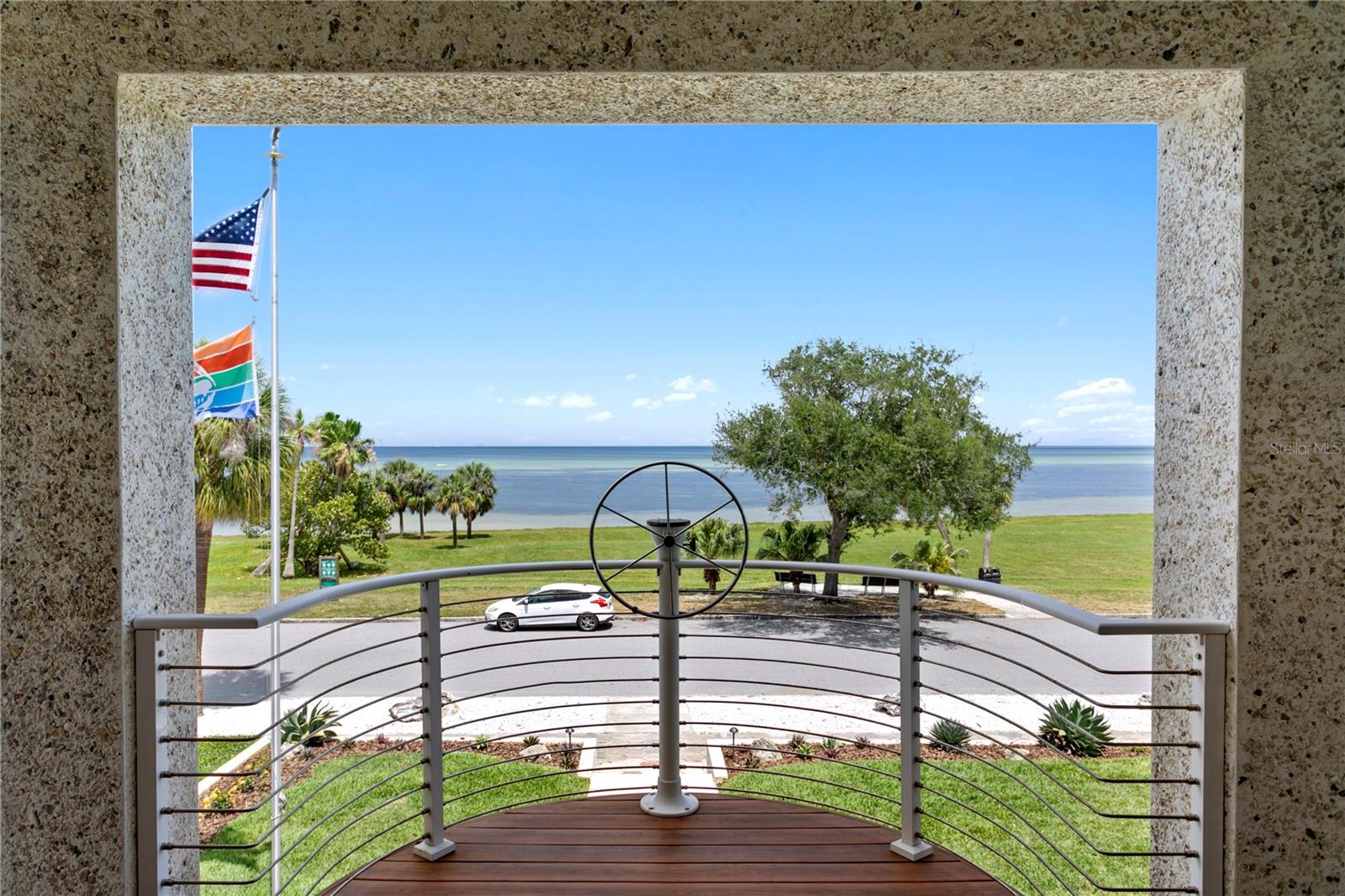 1803 BEACH DR SE — photo 43