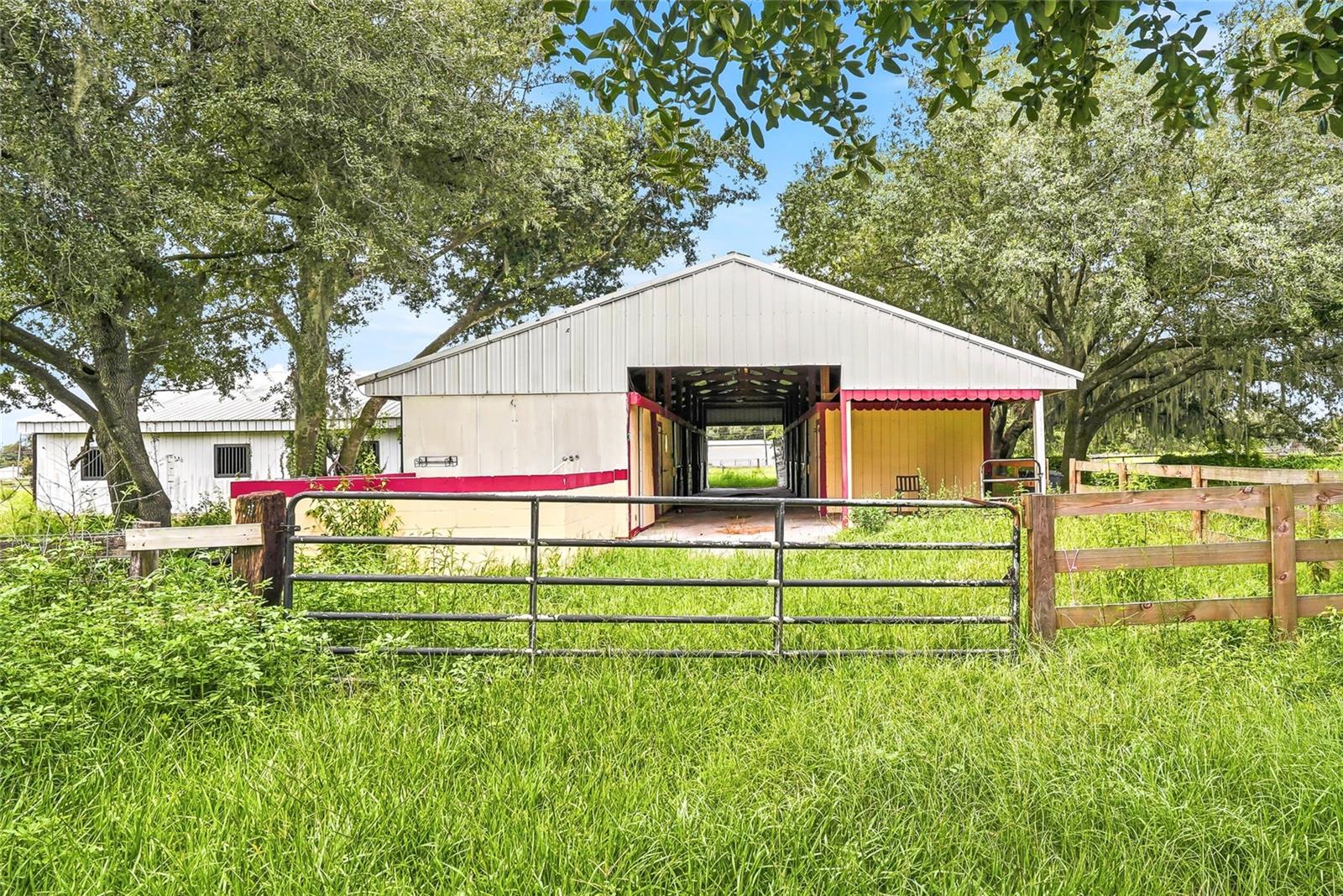 8731 LITHIA PINECREST RD — photo 50