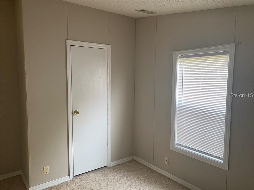 8731 LITHIA PINECREST RD — photo 56
