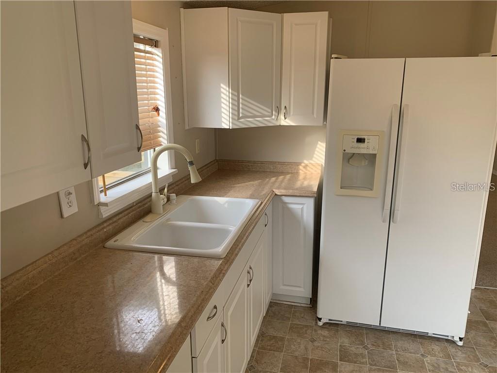 8731 LITHIA PINECREST RD — photo 59