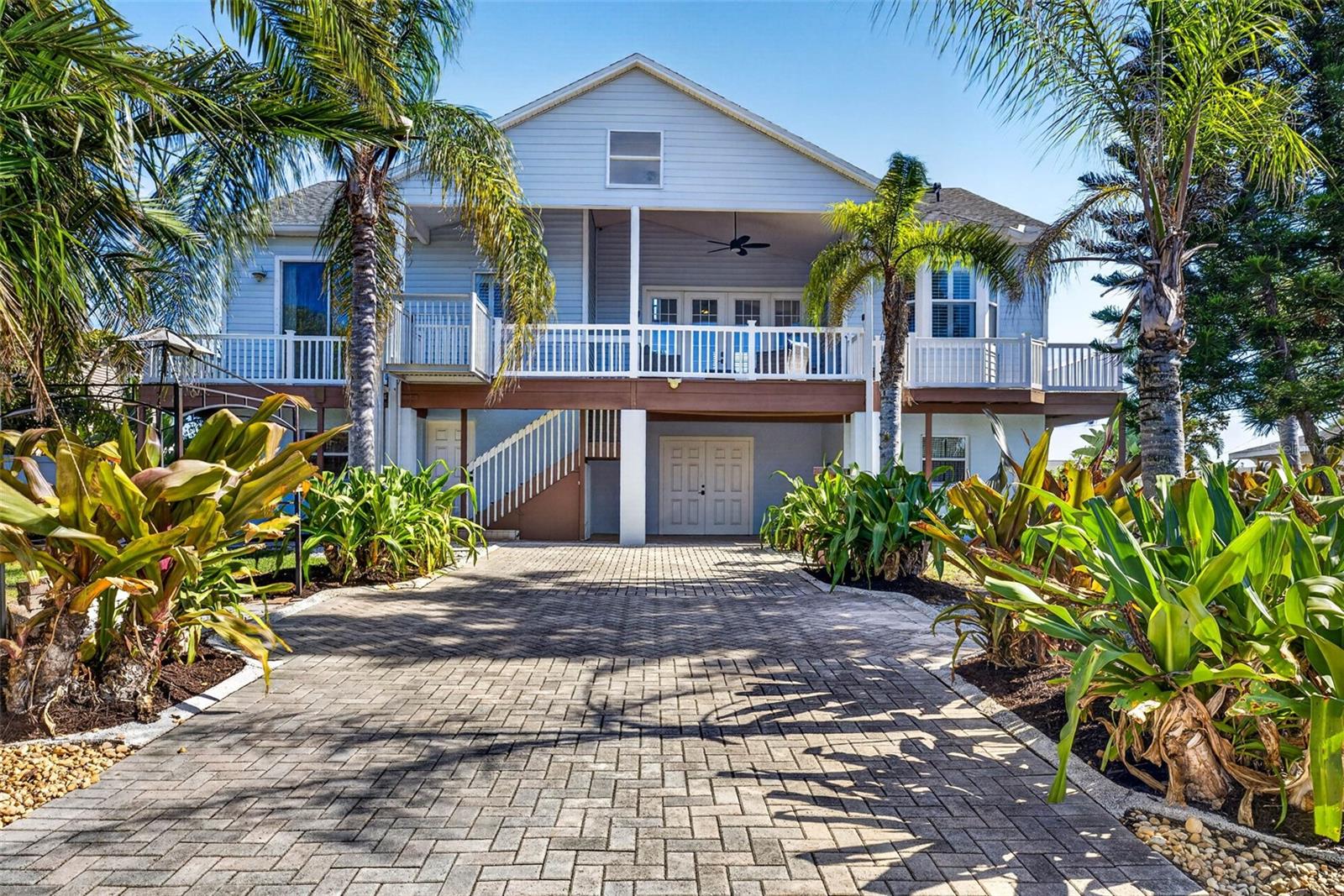 821 BLUE HERON BLVD — photo 75