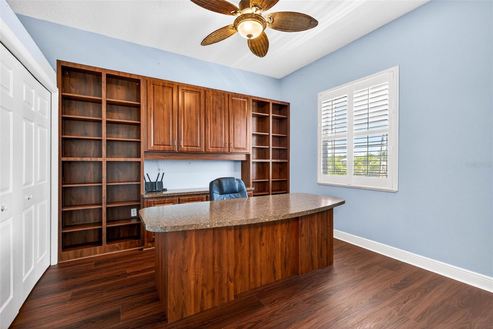 821 BLUE HERON BLVD — photo 24