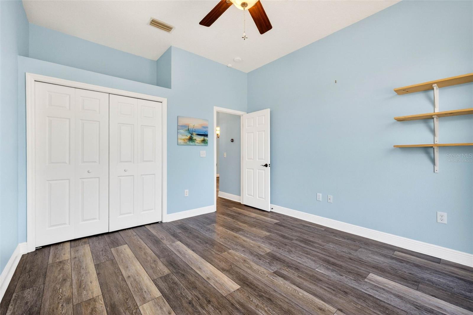 821 BLUE HERON BLVD — photo 33