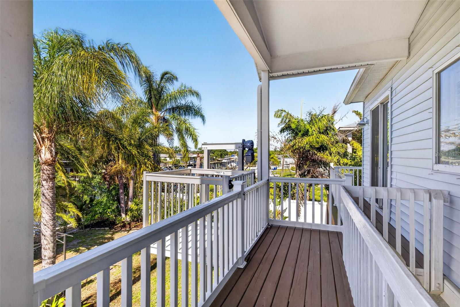 821 BLUE HERON BLVD — photo 53