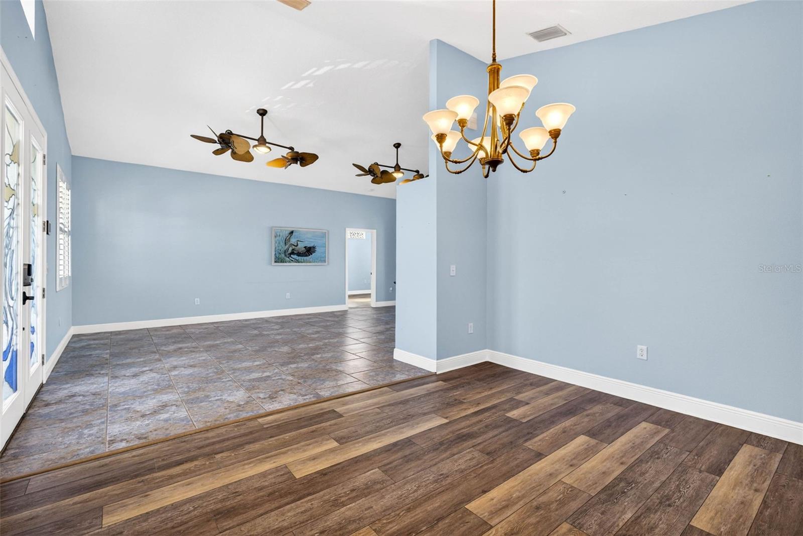 821 BLUE HERON BLVD — photo 17