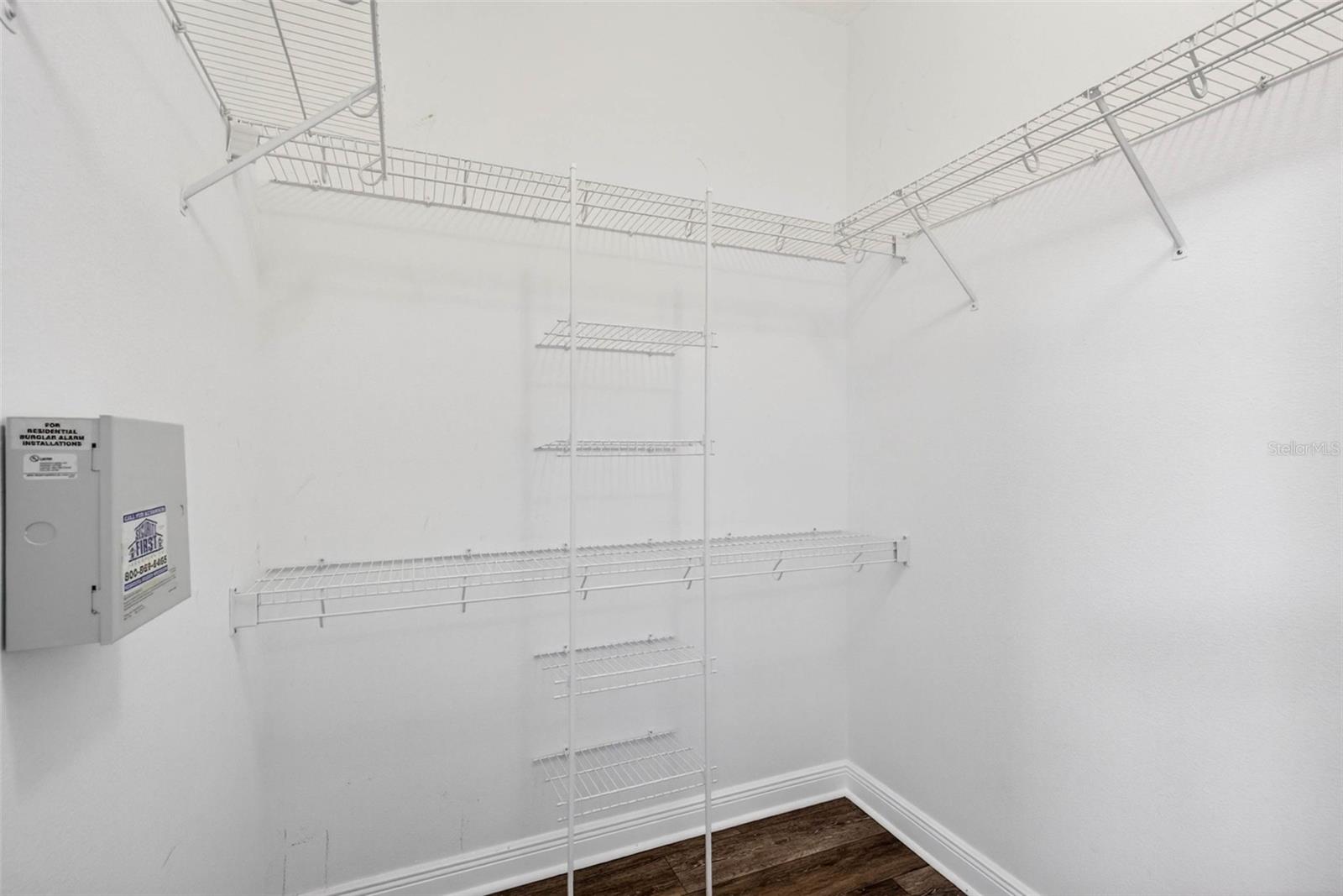 821 BLUE HERON BLVD — photo 40