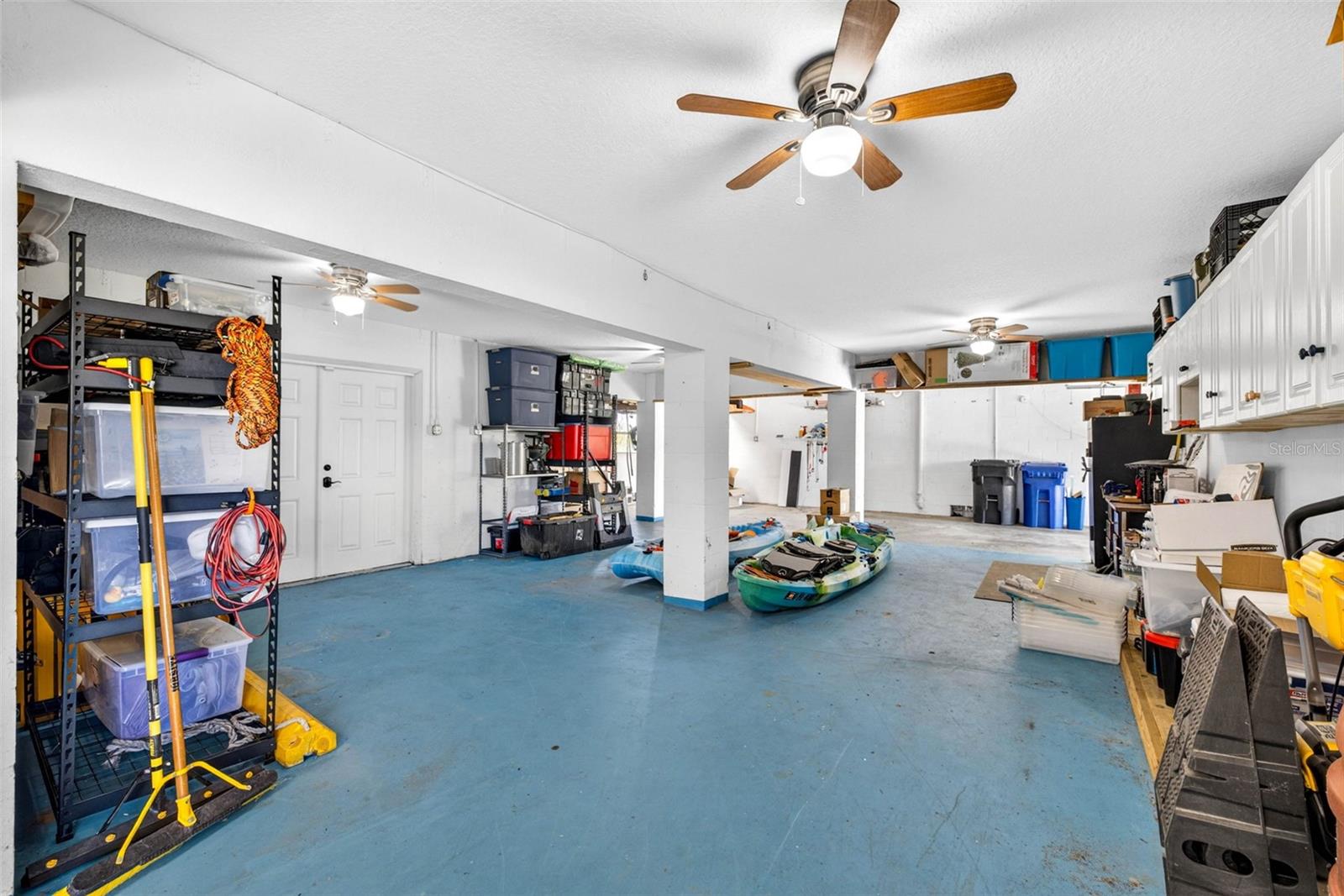 821 BLUE HERON BLVD — photo 56