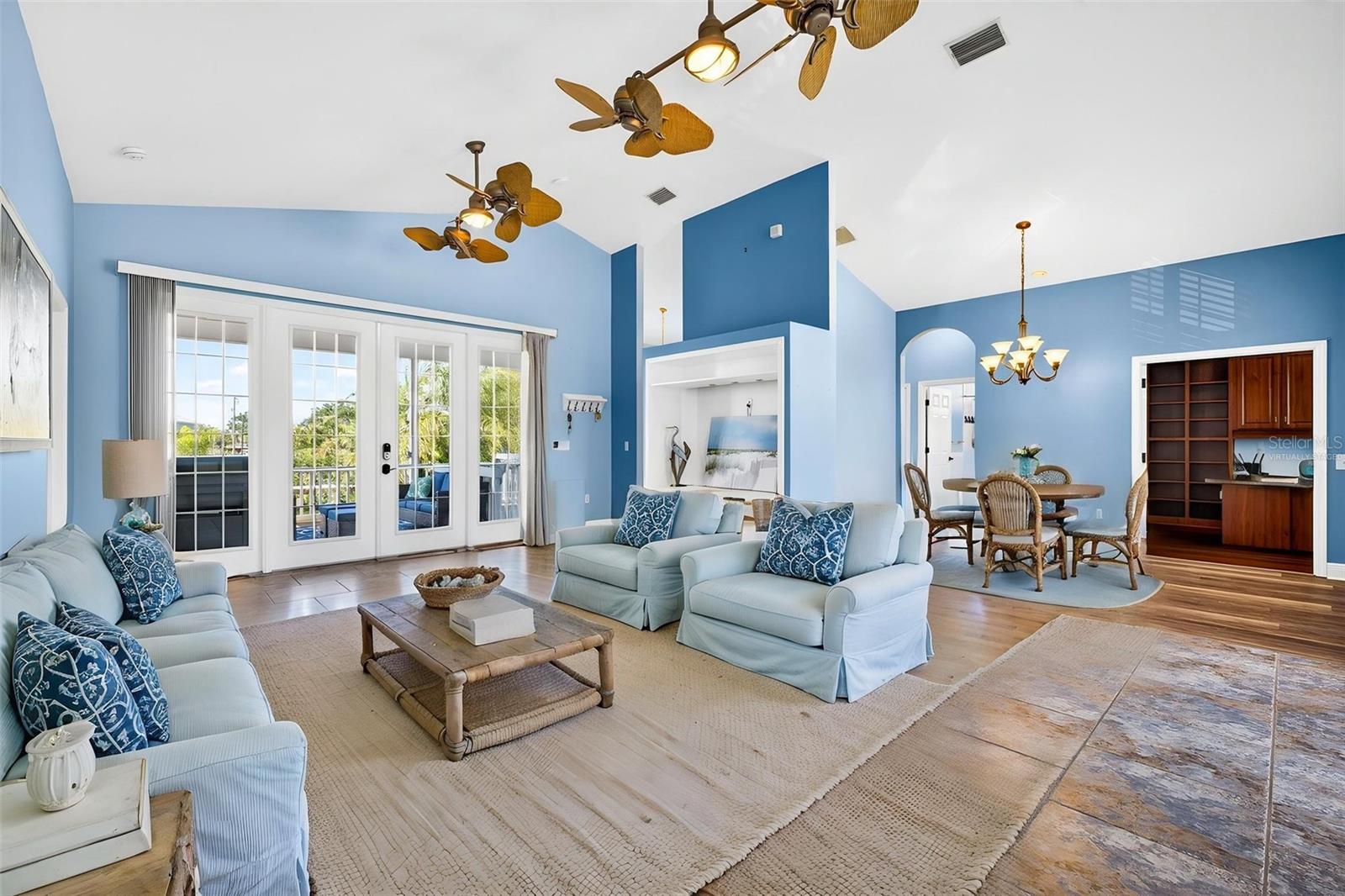 821 BLUE HERON BLVD — photo 12