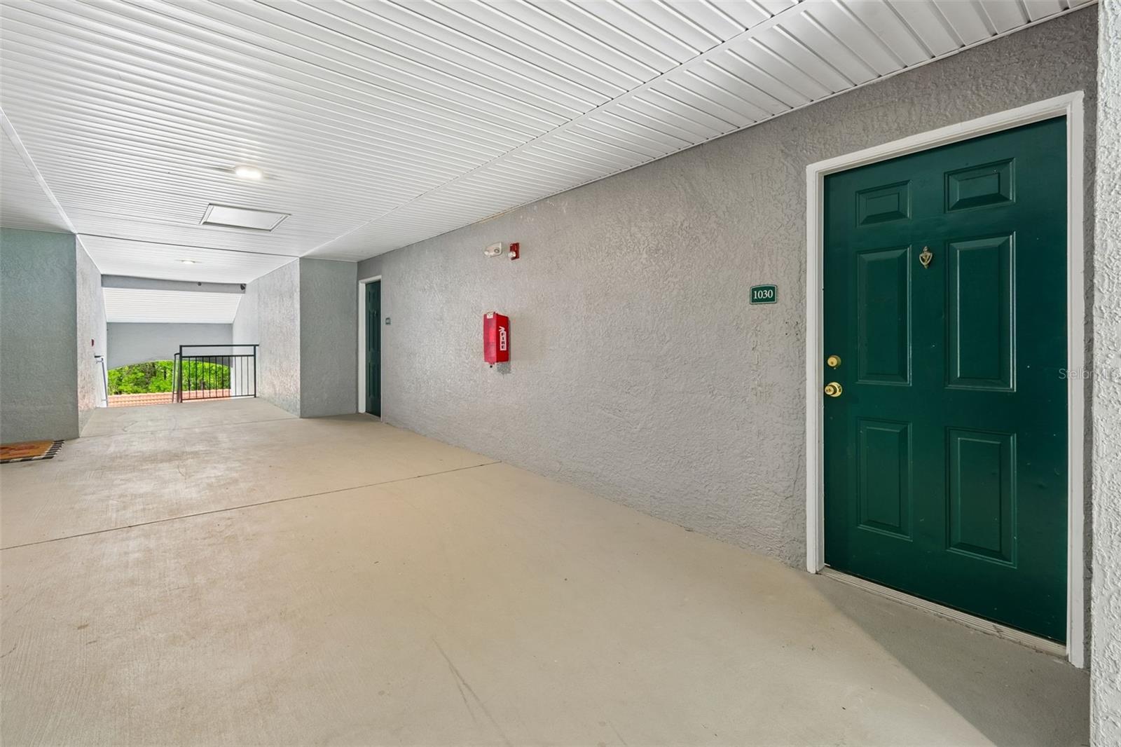 18001 RICHMOND PLACE DR #1030 — photo 3