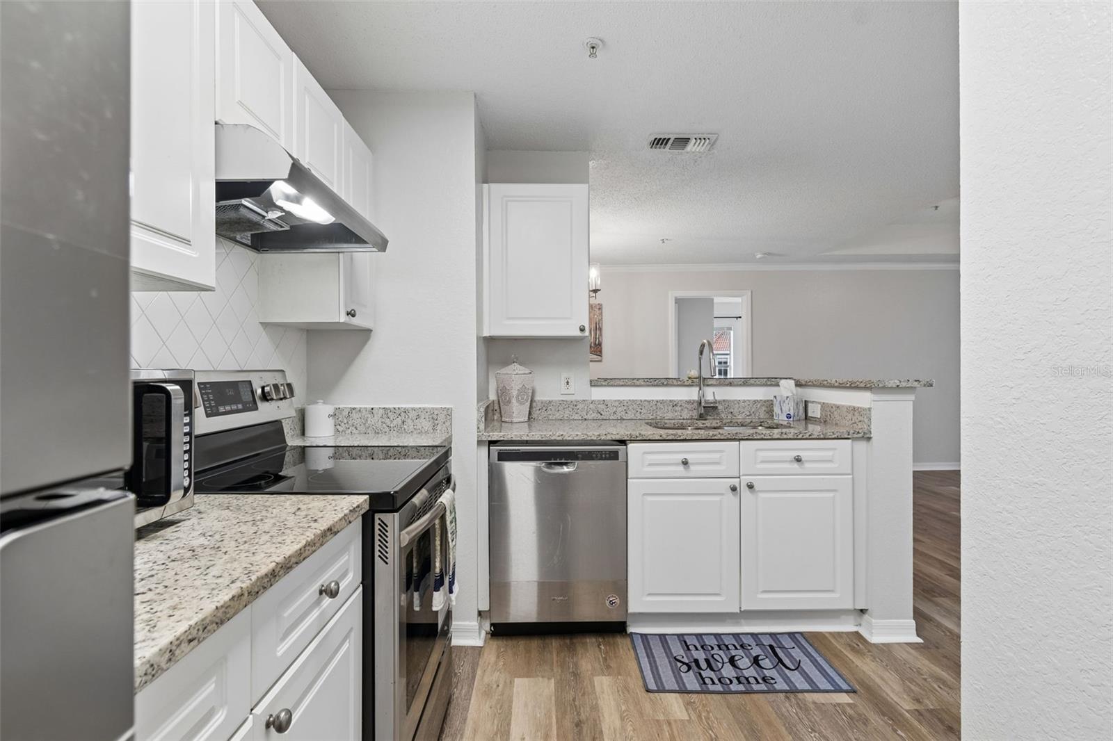 18001 RICHMOND PLACE DR #1030 — photo 9